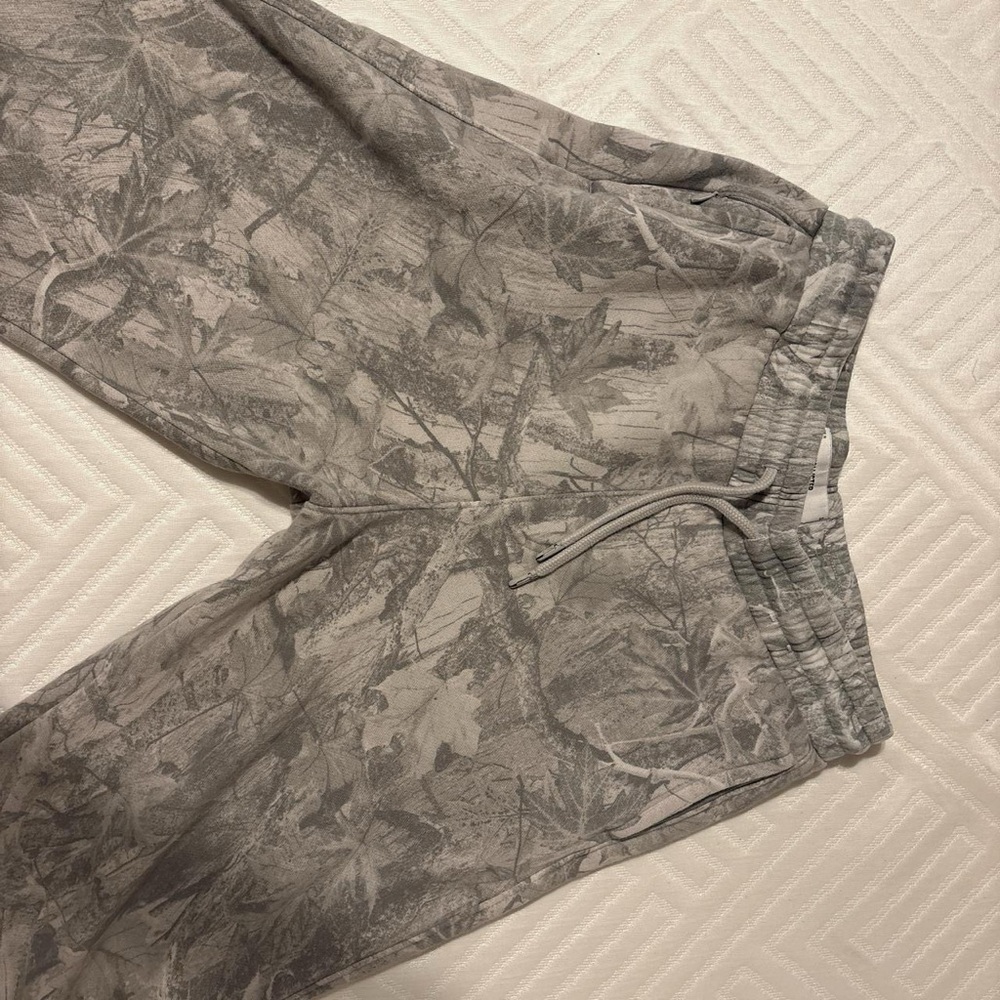 Hollister Gray Camouflage Joggers